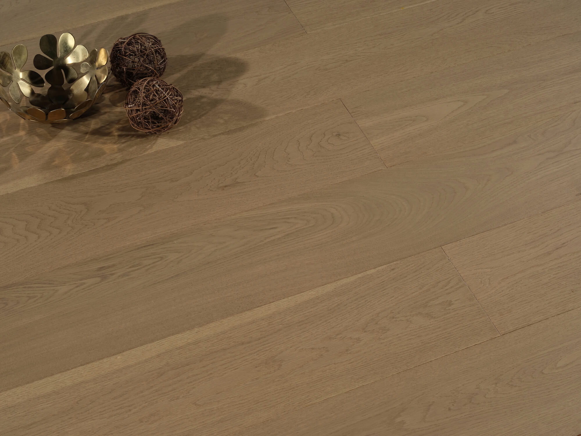 Engineered Timber Flooring - AB Grade 14mm Sandy Oak PL04