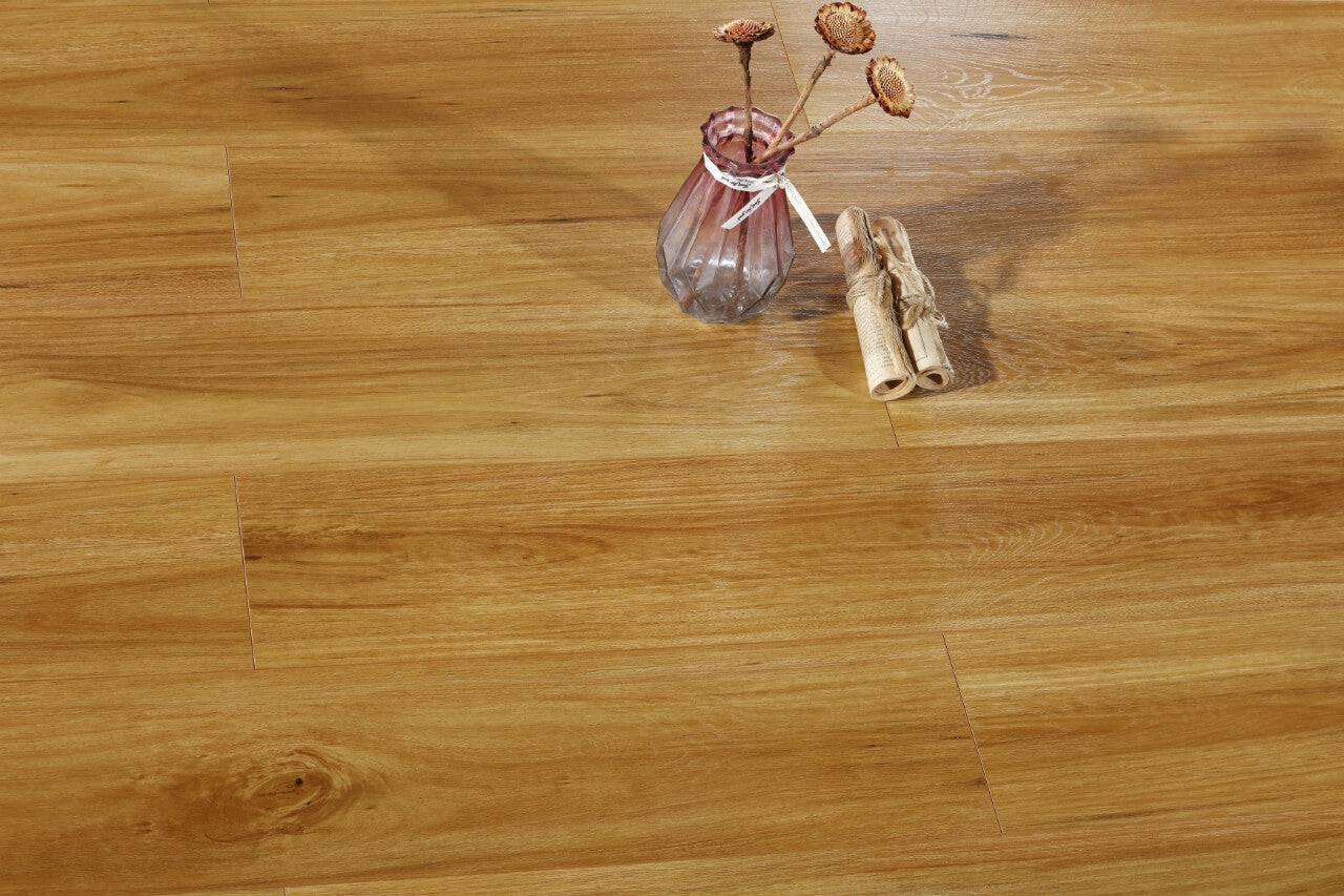 12mm 1.897sqm Black Butt Standard Laminate Flooring 152