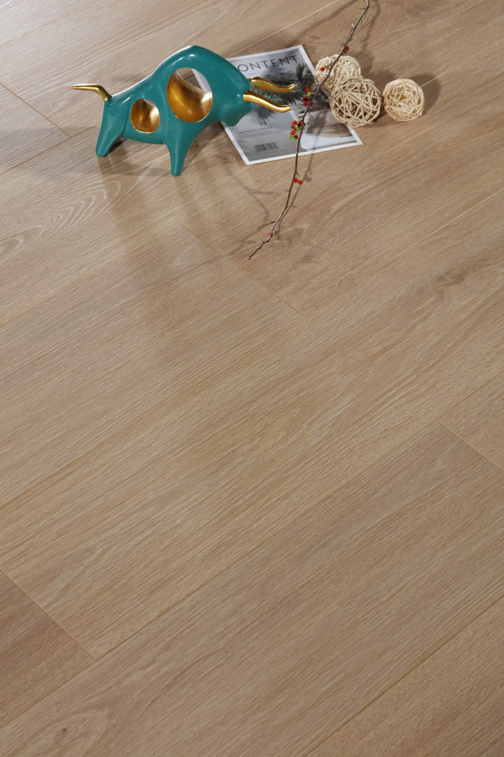 12mm 1.897sqm Natural Oak Premium Laminate Flooring