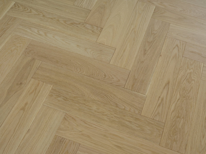 14/3mm 2.144sqm Herringbone Engineered Timber Flooring R01