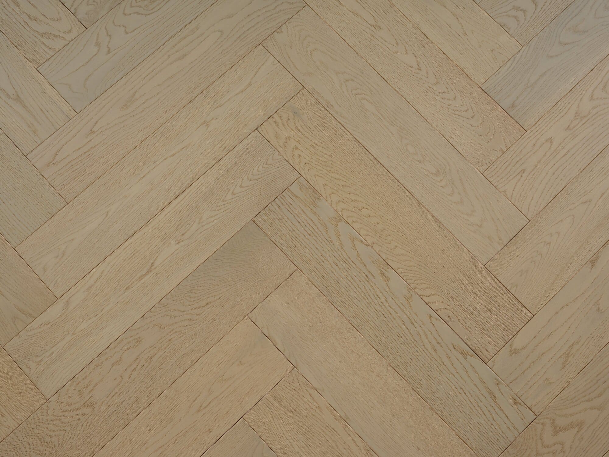 14/3mm 2.144sqm Herringbone Engineered Timber Flooring R04